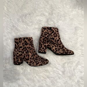 Leopard print faux suede wedge heel boots - womens size US 9